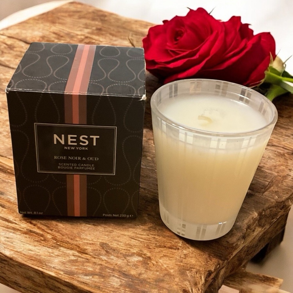 Rose Noir & Oud Scented Classic Candle 🌹 8.1 Oz.